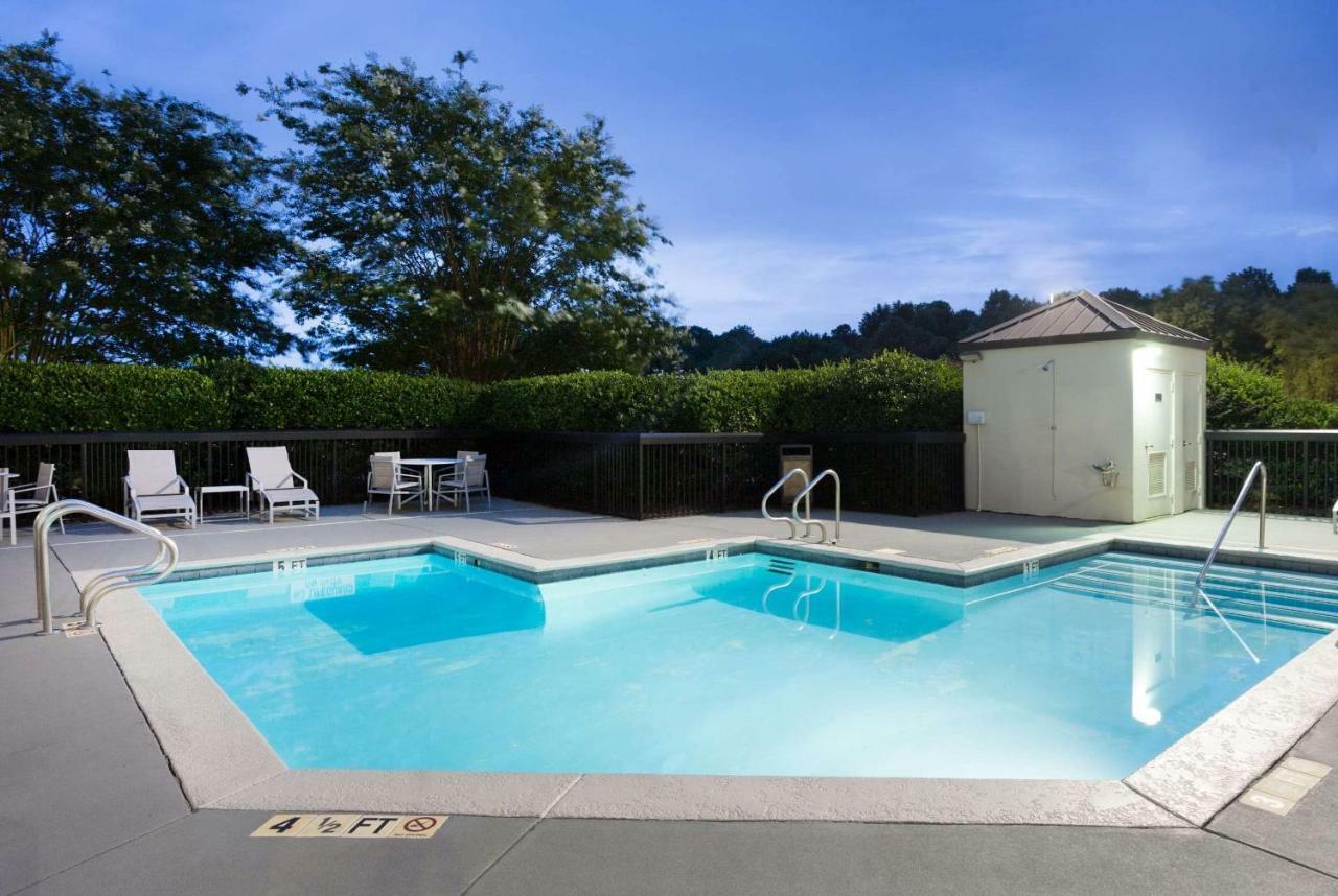 Wyndham Garden Greenville / Spartanburg Airport Exteriör bild